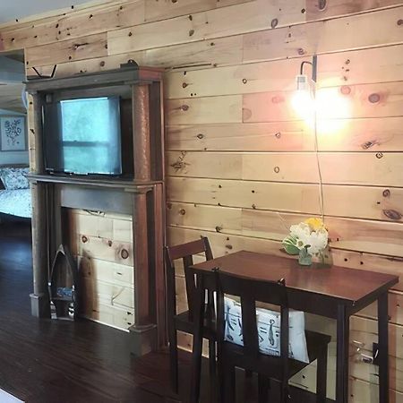 Cameron'S Cottage At The Lake Tallassee Buitenkant foto